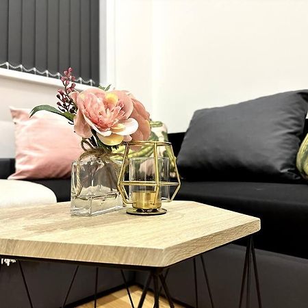 Spacious And Elegant Apartment 버밍엄 외부 사진