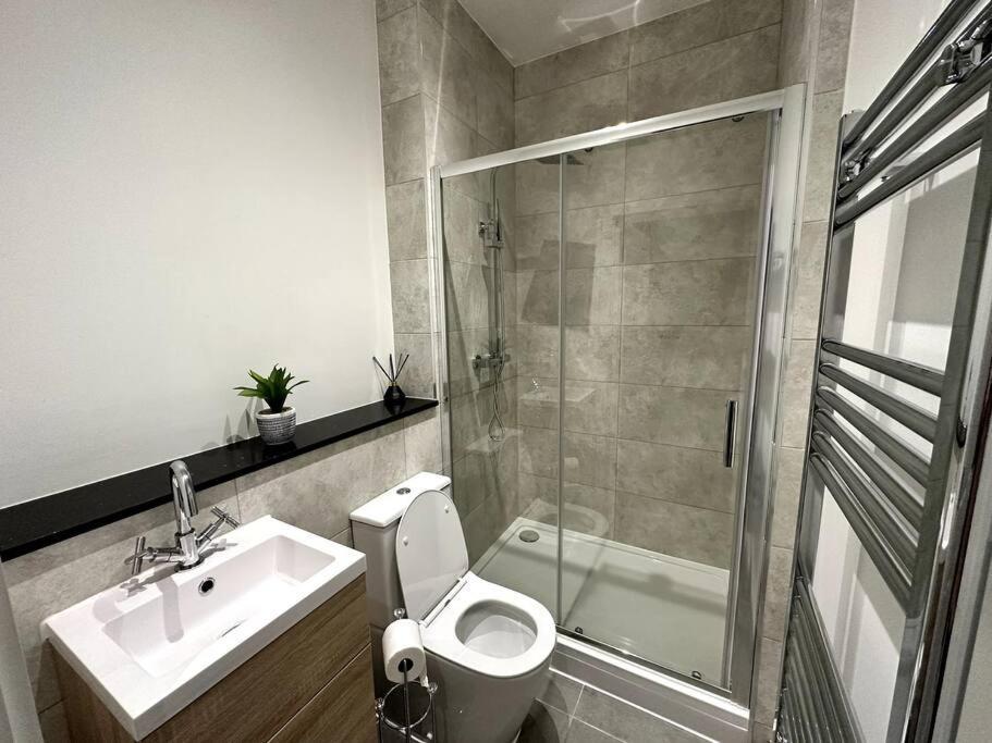 Spacious And Elegant Apartment 버밍엄 외부 사진