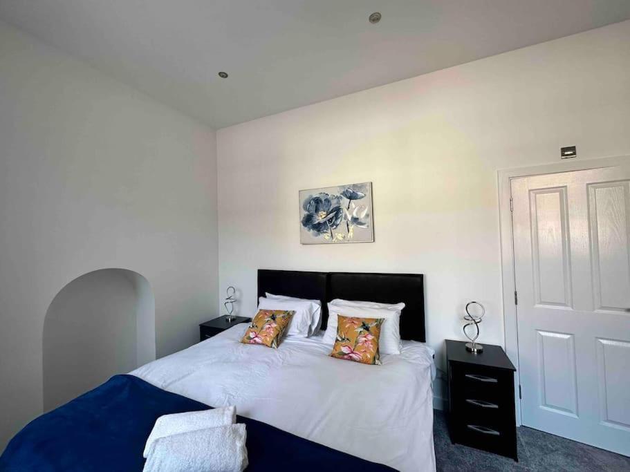 Spacious And Elegant Apartment 버밍엄 외부 사진